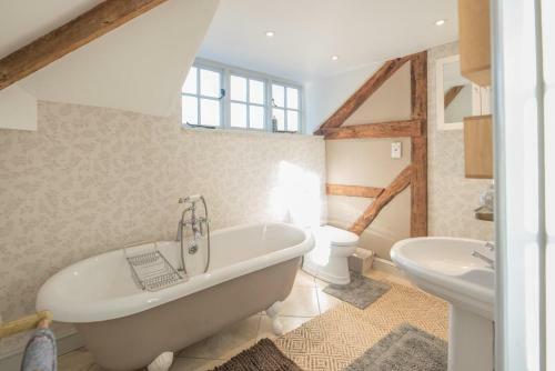 The Coach House Geldeston Air Manage Suffolk