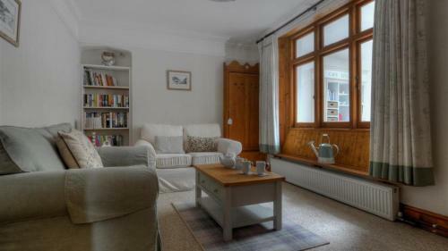 5 Belmont Terrace