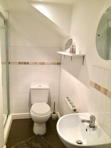 Hostal Summerfield House