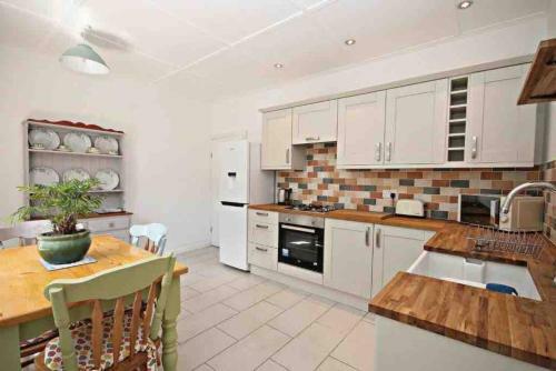 Charming 2-bed Cottage In Stanhope