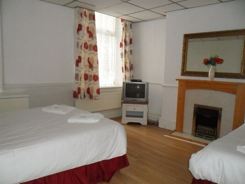 The Beach Hotel And Apartments