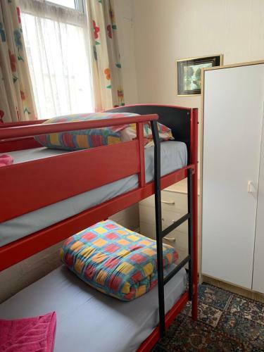 Hostal Tres Bon Hotel