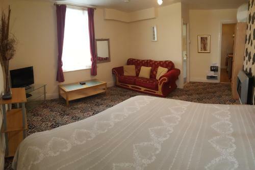 Norwyn Court Holiday Apartments