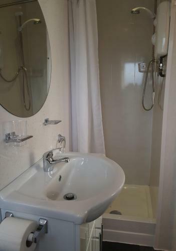 Norwyn Court Holiday Apartments