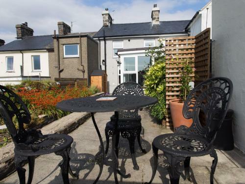 Moelwyn View Cottage