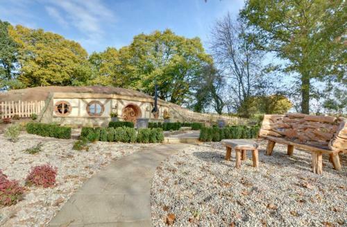 Hobbit House