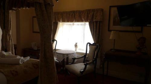 Crown Hotel Cotswold