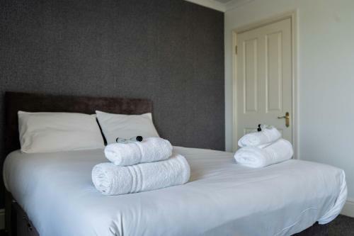 Redbourne Holiday Home