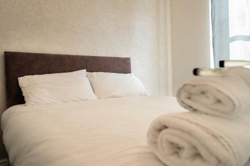 Redbourne Holiday Home