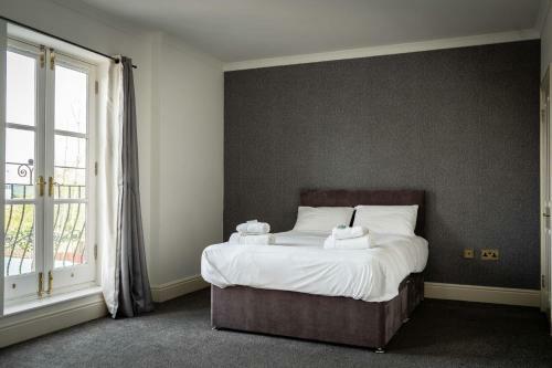 Redbourne Holiday Home