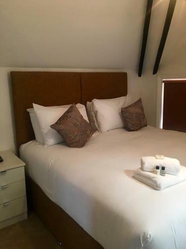 Primrose Hotel
