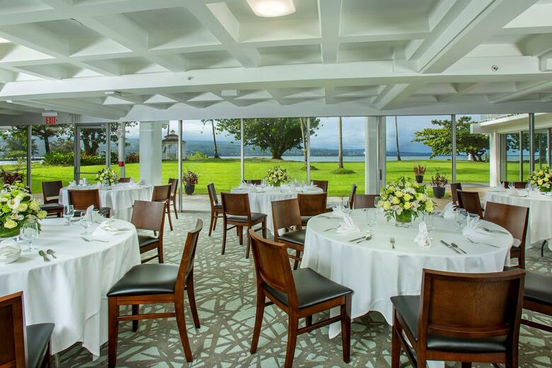 Hotel Naniloa Volcanoes Resort