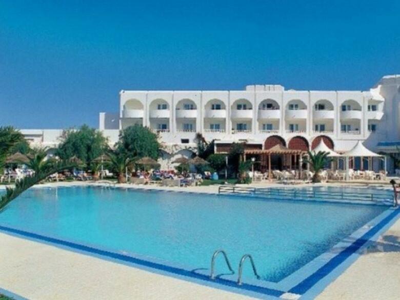 Hotel Golf Residence(.)