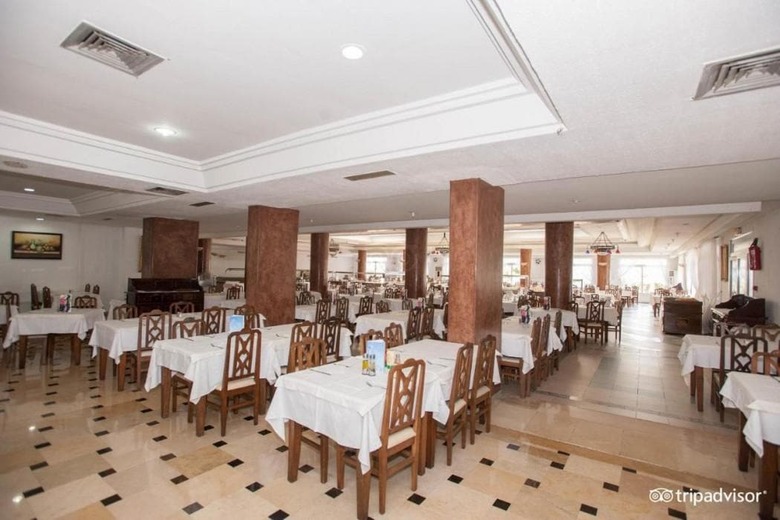 Hotel Golf Residence(.)