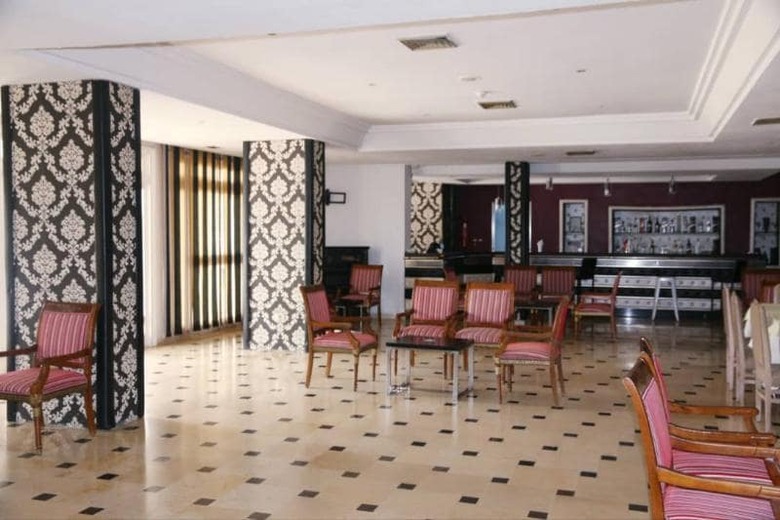 Hotel Golf Residence(.)