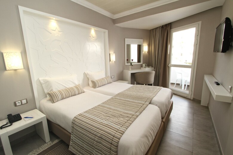 Hotel Sahara Beach