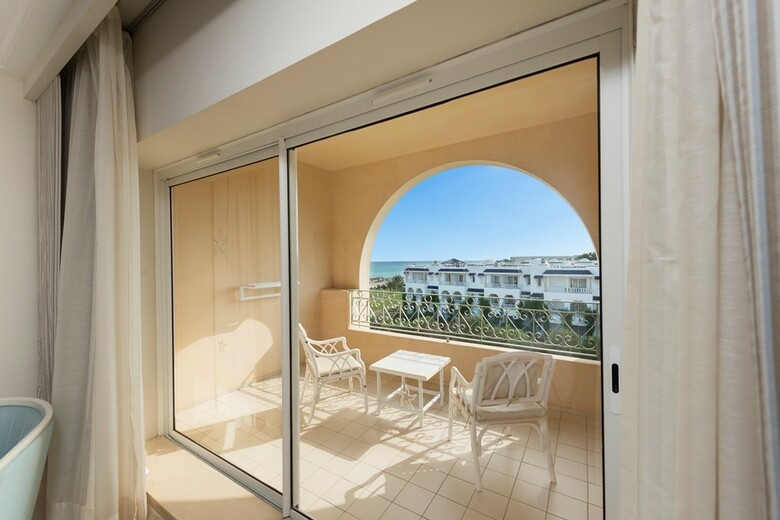 Hotel Iberostar Waves Averroes