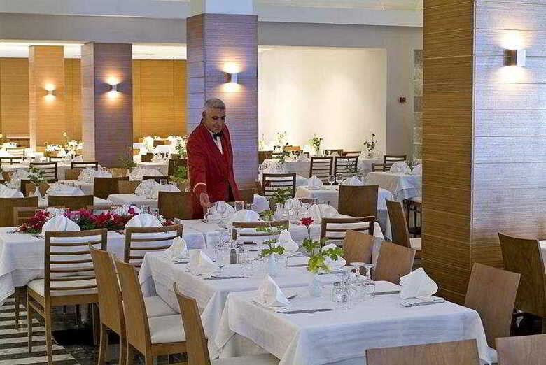 Hotel Sol Azur Beach