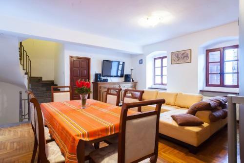 Apartments Perasto
