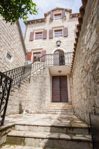 Apartments Perasto
