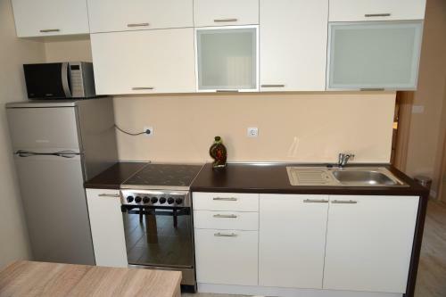 Apartments Mianiko