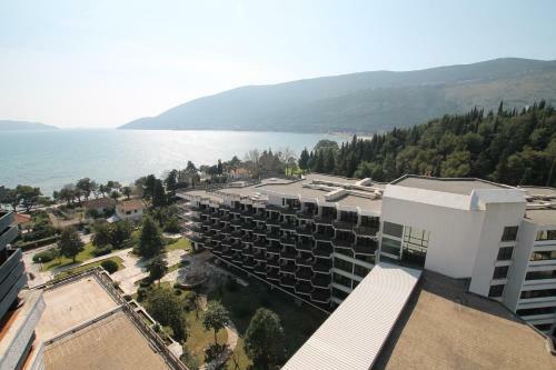 Hotel And Health Center Igalo