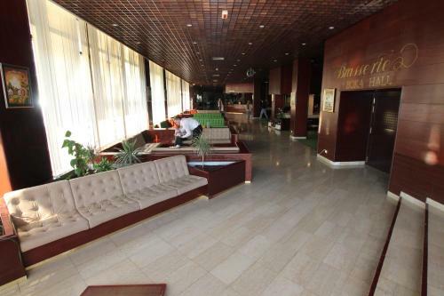 Hotel And Health Center Igalo