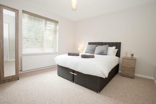 Chine Gardens - 2 Bedroom Apartment