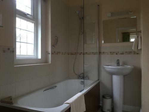 Hostal Coombe House