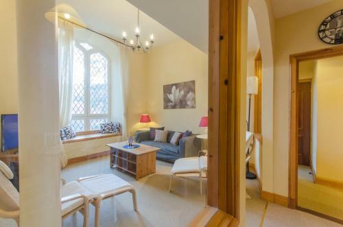 Braemar Apartment