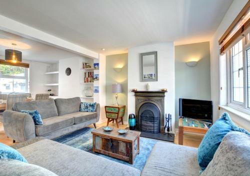 Cheltenham Cottage