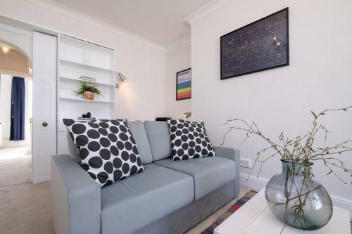 The Perfect One Bedroom Apartment!