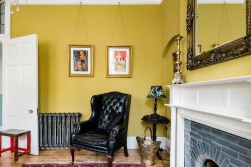 Classic Elegance - Regency Apartment With Period Features
