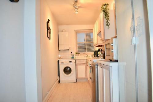 Trendy St James's Street Apartment