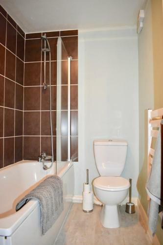 Trendy St James's Street Apartment