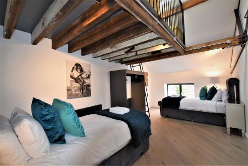 The Loft - Your Apartment