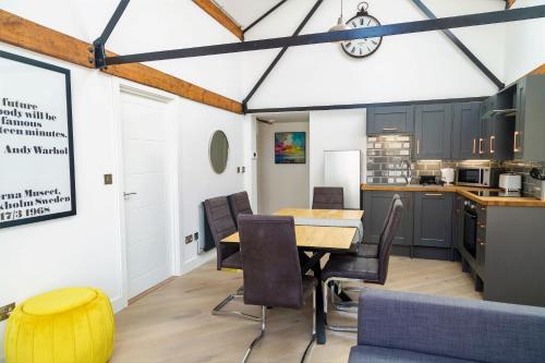 The Loft - Your Apartment