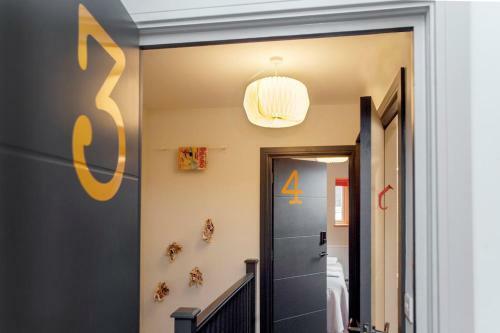 Higgihaus #3a 4 Bed Monday - Friday Whole House