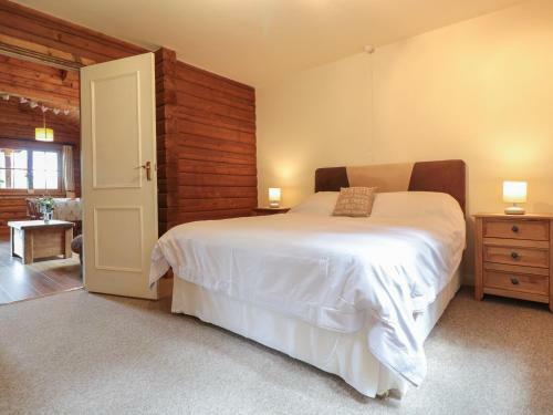 Rookery Farm Cabin