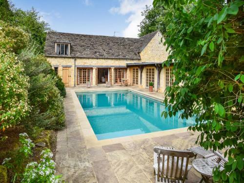 Coach House, Saintbury