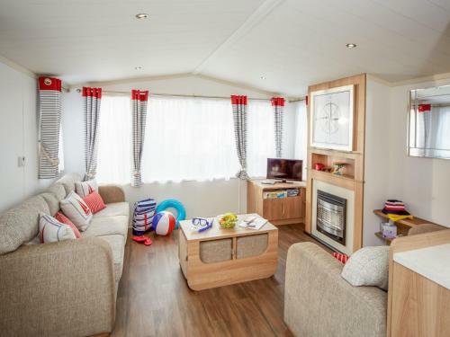 Holiday Home Burnham On Sea-4