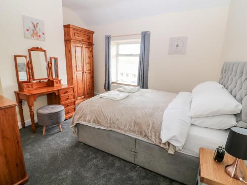 10 Smalldale Cottages