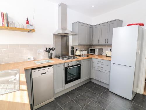10 Smalldale Cottages