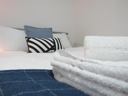 Hostal The Tas Suites - Tas Accommodations