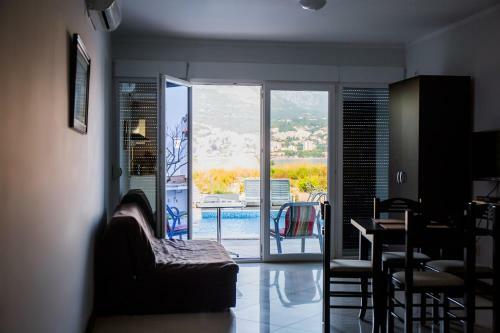 Apartments Riverside
