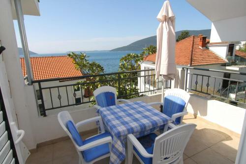 Nikic Apartments