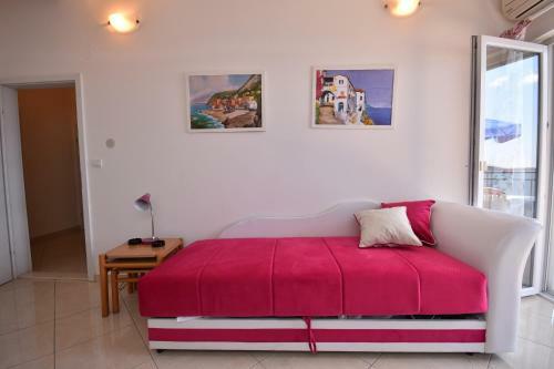 Nikic Apartments