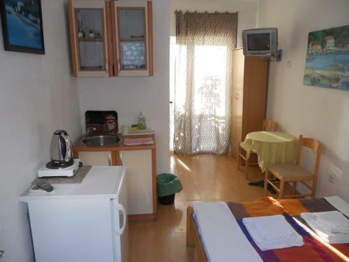Apartments Laros