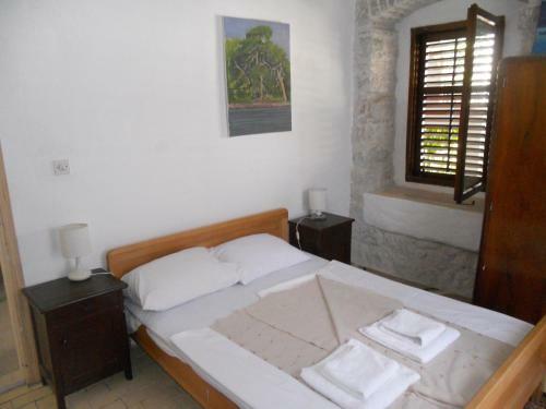 Apartments Laros