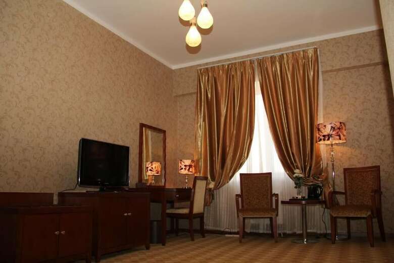 Ub City Hotel